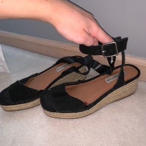 Black Steve Madden sandals